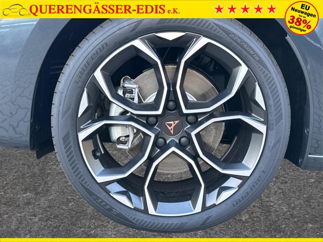 Cupra / Leon Sportstourer / Grau / / / ST AHK+NAVI+eHK+KAMERA+ACC+SHZ+18 ALU+LED, Beispielbilder, ggf. teilweise mit Sonderausstattung