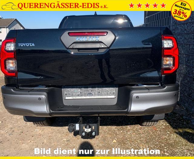 Toyota Hilux Extra Cab 2.8 D-4D AT 4WD Invincible Oxyde Bronze 