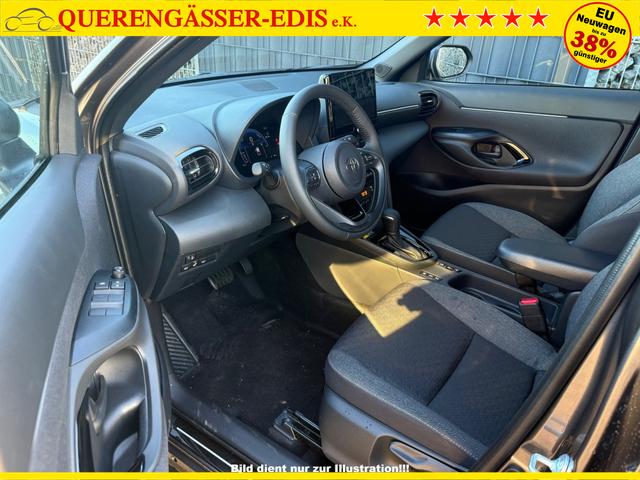 Toyota Yaris Cross 1.5 HEV Style Ash Grey Lager 