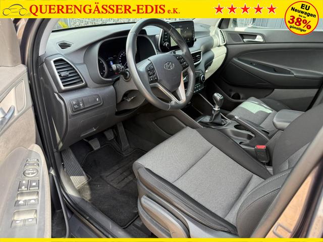 Hyundai TUCSON 1.6 T-GDI Navi SHZ AHK 18" Allwetter 
