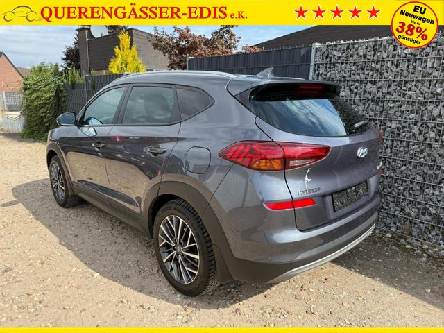 Hyundai TUCSON 1.6 T-GDI Navi SHZ AHK 18" Allwetter 