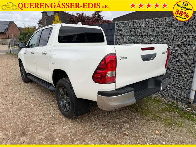 Toyota Hilux 2.8 48V AT 4WD APP ACC CAM SHZ 
