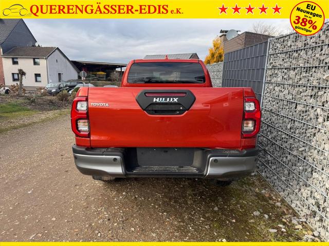 Toyota Hilux Extra Cab 2.8 D-4D AT 4WD Invincible Orange 