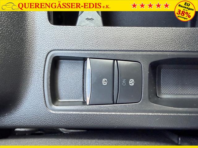 Ford Focus Turnier 1.0 EcoBoost 155 48V Titanium AHK Totwinkel 