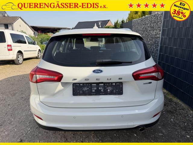Ford Focus Turnier 1.0 EcoBoost 155 48V Titanium AHK Totwinkel 