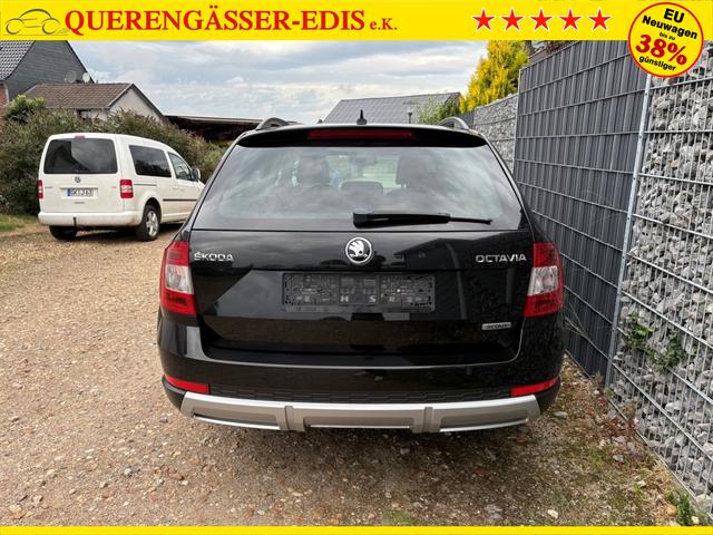 Skoda Octavia Combi Scout 2.0 TDi 4x4 Navi EHK AHK SHZ 