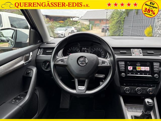 Skoda Octavia Combi Scout 2.0 TDi 4x4 Navi EHK AHK SHZ 