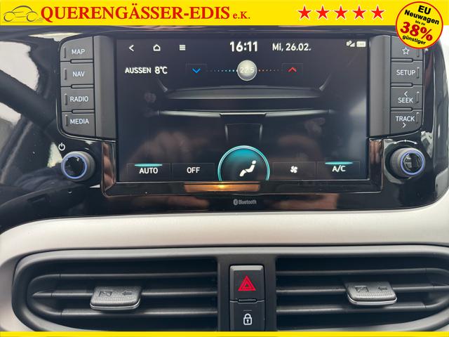 Hyundai i10 1,2 1ZKlim NAV 8Z SHZ Spha BT Kam PDC Alu 