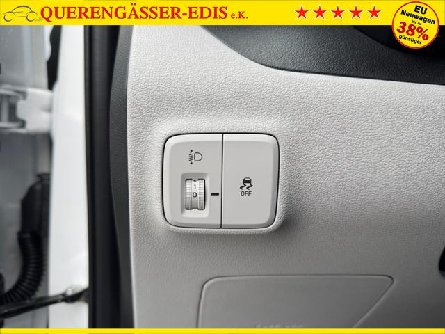 Hyundai i10 1,2 1ZKlim NAV 8Z SHZ Spha BT Kam PDC Alu 