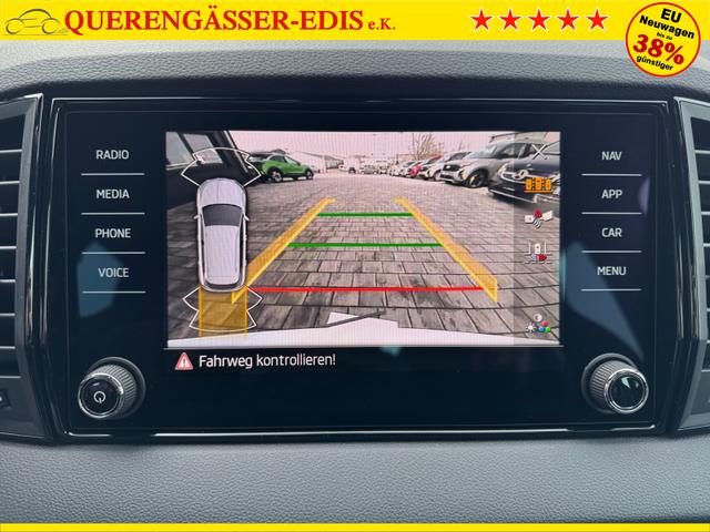 Skoda Karoq 1,5 TSI DSG Sportline 2ZKli AHK ACC SHT PDC Kam 19Zo 5JG 