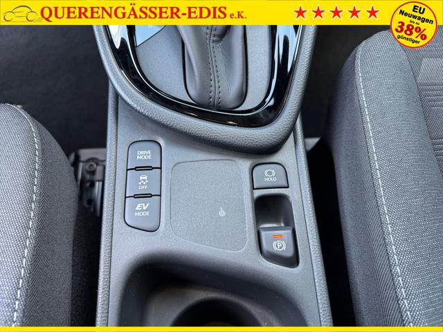 Toyota Yaris 1,5 CVT Hybrid Style ACC PDC Kam Spurh 