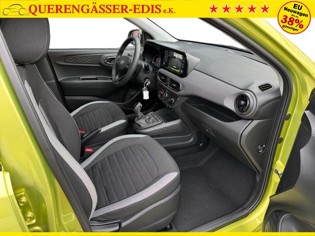 Hyundai i10 1,2 AT MJ25 Klima NAV 8Z, Spha BT PDC 