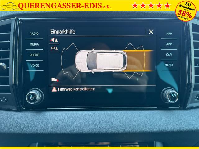 Skoda Karoq 2,0 TSI 4x4 DSG Sportline 2ZKli AHK ACC SHT PDC Kam 5JG 