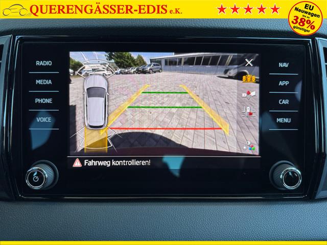 Skoda Karoq 1,5 TSI DSG Sportline 2ZKli ACC Cant 4xSHZ PDC Kam 5JG 