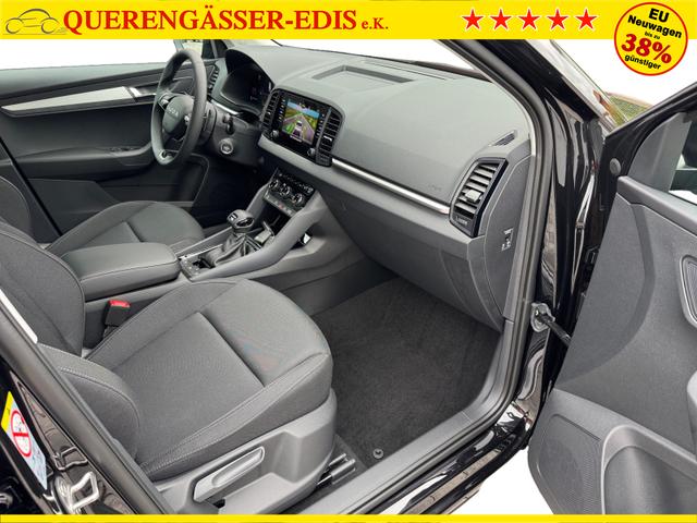 Skoda Karoq 2,0 TDI DSG 4x4 Selec 2Zoklim 4xSHZ LED 2xPDC Kam ACC AHK 5JG 