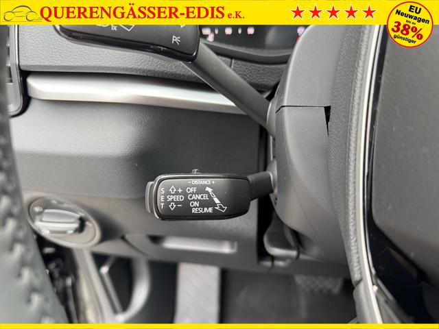 Skoda Karoq 2,0 TDI DSG 4x4 Selec 2Zoklim 4xSHZ LED 2xPDC Kam ACC AHK 5JG 
