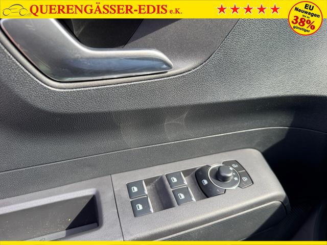 Ford Tourneo Courier 1,0 Titanium AT SpAs 5JG PDC WiPa Apple Klima 