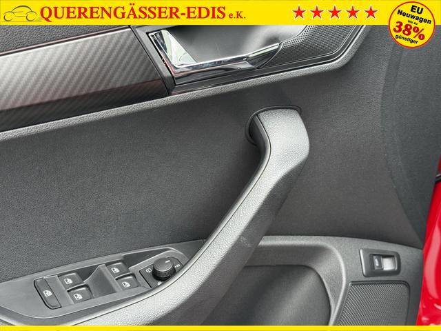 Neue Skoda Karoq Sportline top Austastung 