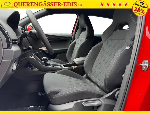 Neue Skoda Karoq Sportline top Austastung 