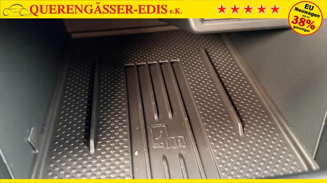 Volkswagen Taigo 1,5 TSI DSG R-Line IQ Matrix ACC 2Zokl PDC Kam 18Z 