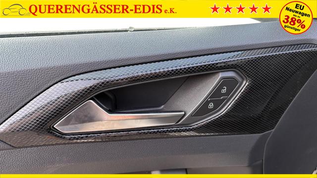Volkswagen T-Cross 1,0 TSI DSG R-Line IQ Matrix ACC 2Zokl PDC Kam 18Z 