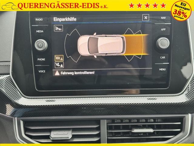 Volkswagen T-Cross 1,0 TSI DSG R-Line IQ Matrix ACC 2Zokl PDC Kam 18Z 