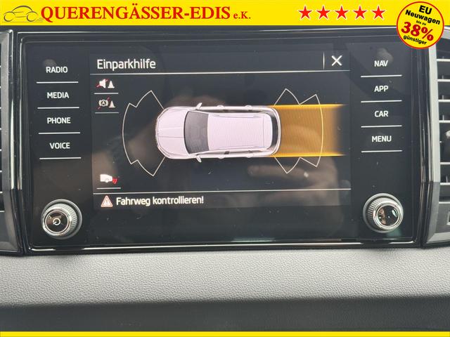 Skoda Karoq 2,0 TDI DSG Sportline 2ZKli AHK ACC SHT PDC Kam 19Zo 5JG 