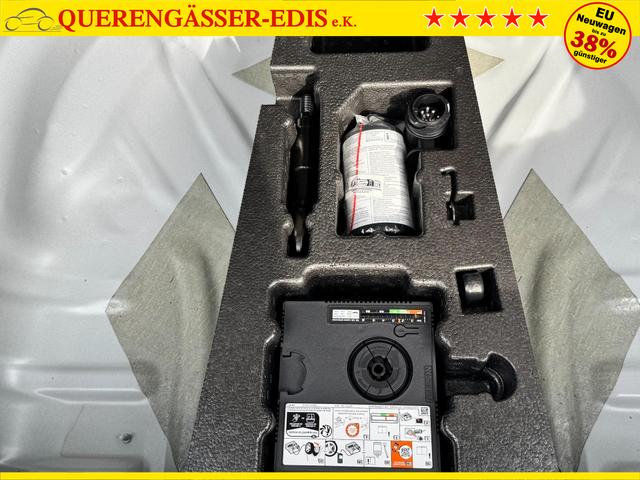 Skoda Karoq 2,0 TDI DSG Sportline 2ZKli AHK ACC SHT PDC Kam 19Zo 5JG 