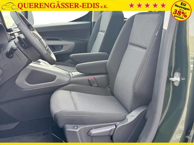 Toyota Proase Citty Lounge VIP Pano Innenraum Bilder