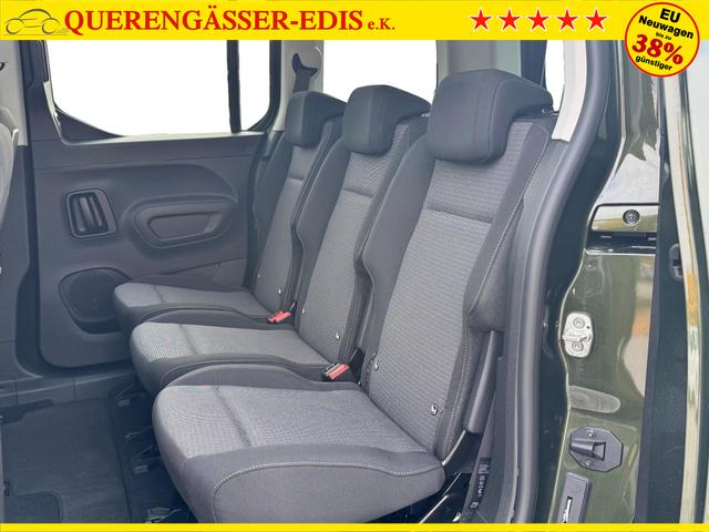 Toyota Proase Citty Lounge VIP Pano Innenraum Bilder