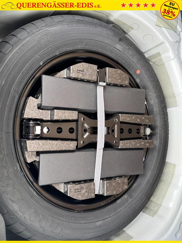 EU-Neuwagen Skoda Kamiq günstig kaufen Kofferraum und Notrad bilder