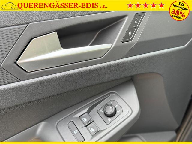  Ford Grand Tourneo Titanium