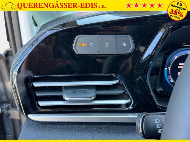 Ford Grand Tourneo Titanium