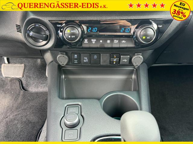 Reimport Toyota Hilux INVINCIBLE Double Cab 2.8 D-4D 4x4 kaufen