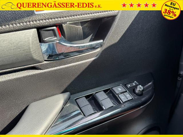 Reimport Toyota Hilux INVINCIBLE Double Cab 4x4 kaufen