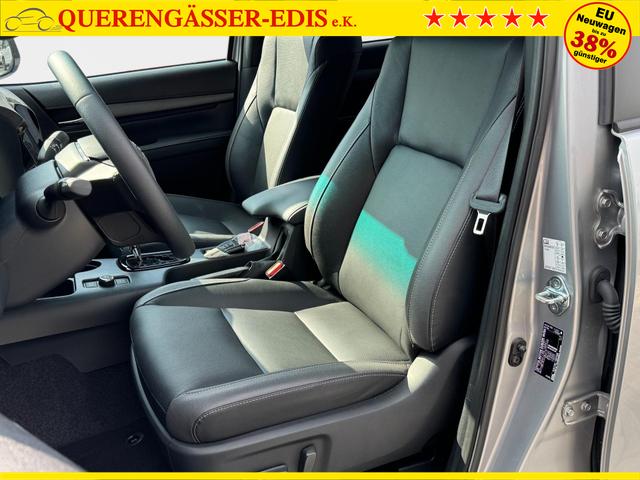 Reimport Toyota Hilux INVINCIBLE Double Cab 4x4 kaufen