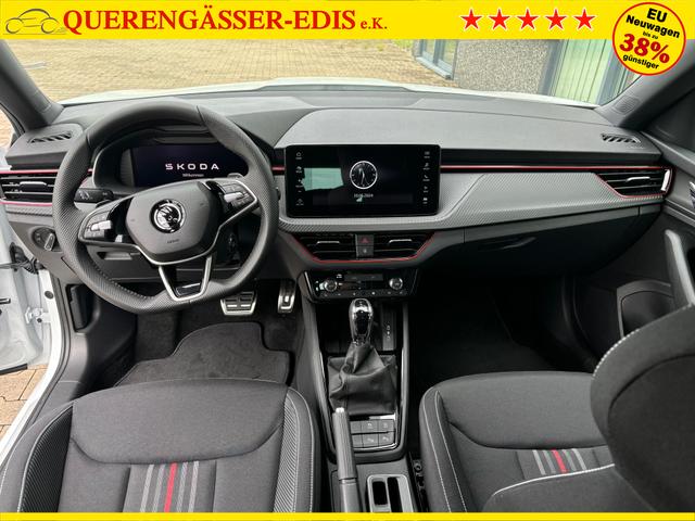 Skoda Kamiq Monte Carlo 1.5 TSI 150PS DSG/AUTOMATIK, GRAPHITE-GRAU METALLIC, Panoramadach, 17"Alu, Matrix-LED, Parksensoren v/h, Kamera, Tempomat, Virtual Cockpit, Kessy, Winter-Paket, Climatronic, Radio 8", SmartLink, Color Concept, NSW, Dachreling, Sport-M-Lederlenkrad beheizt 