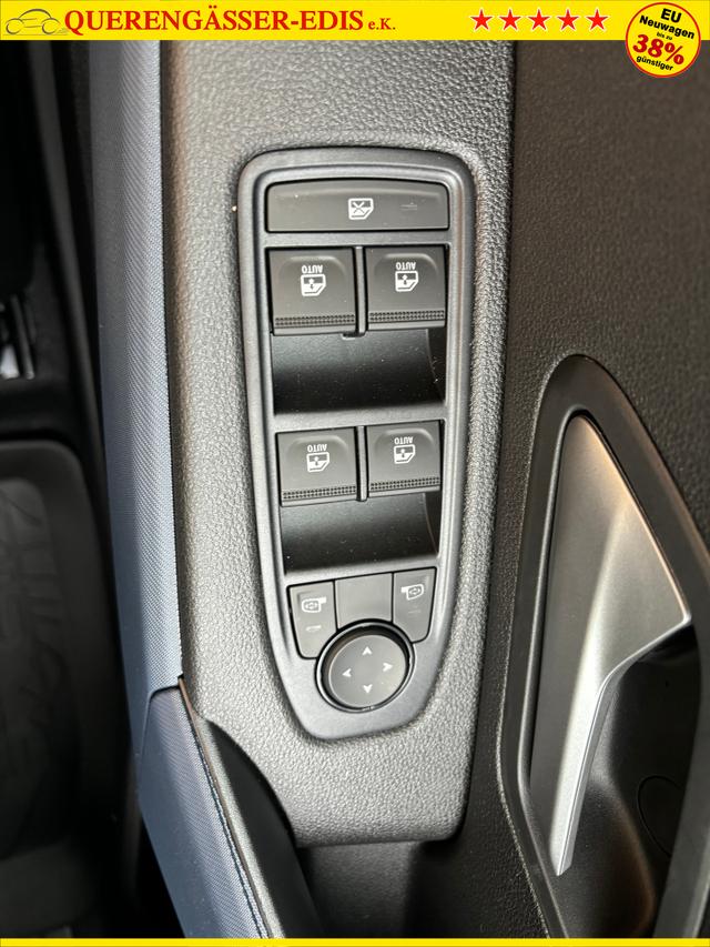 Dacia Duster Expression 1.0 ECO-G 100 (BENZIN + LPG-GASANLAGE), GRAU-METALLIC, WINTER-PAKET, 17" Alufelgen "TERGAN", Klimaanlage, Rückfahrkamera, Parksensoren hinten, LED-Scheinwerfer, Radio Media 10" Smartphone-Spiegelung, Armlehne, Dachreling, Tempomat, Verkehrszeichenerken 