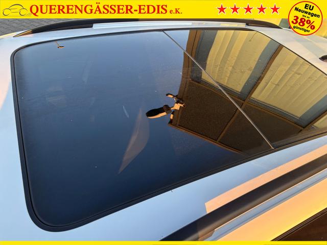 Volkswagen Tiguan R-Line 2.0 TDI 4MOTION 193PS DSG, Grau-Metallic, PANORAMADACH, ANHÄNGERKUPPLUNG, IQ LIGHT, DESIGN-PAKET Black&Style, NAVI, DCC-Fahrwerk, 20" LEEDS schwarz, Area View, Alarm, Elektr. Heckklappe, Keyless,Massagefunktion, Park Assist, ACC, Sitzheizung, Climatronic 