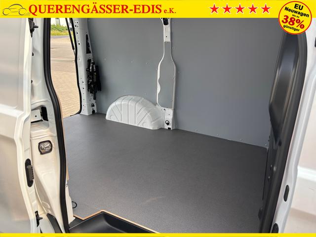 Volkswagen T7 Kastenwagen Basis 2.0 TDI 150PS, Weiß, 2-Zonen-Klimautomatik, M-Lederlenkrad, Anhängerkupplung, Parksensoren vorn/hinten, Rückfahrkamera, Frontscheibe beheizbar, Ganzjahresreifen, Sitzpaket 46 (inkl. Sitzheizung), Reserverad, 70l Tank, Laderaumpaket 