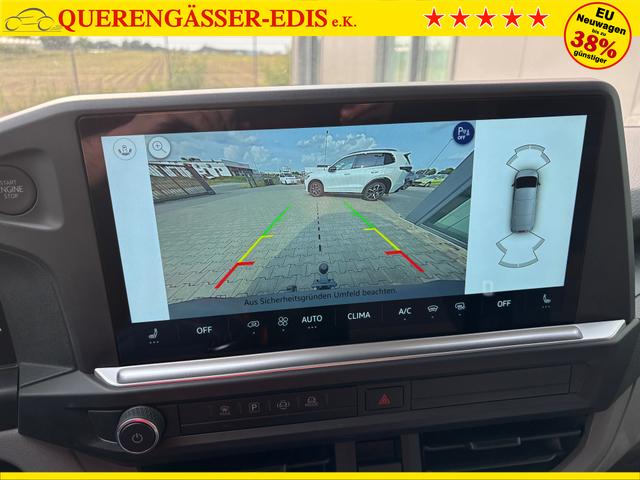 Volkswagen T7 Kastenwagen Basis 2.0 TDI 150PS, Weiß, 2-Zonen-Klimautomatik, M-Lederlenkrad, Anhängerkupplung, Parksensoren vorn/hinten, Rückfahrkamera, Frontscheibe beheizbar, Ganzjahresreifen, Sitzpaket 46 (inkl. Sitzheizung), Reserverad, 70l Tank, Laderaumpaket 