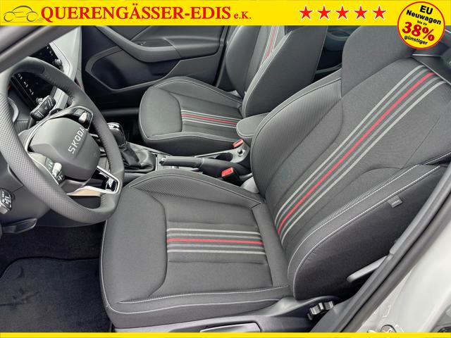 Skoda Scala Monte Carlo 1.0 TSI 115PS DSG, MOON-WHITE MET, Panoramadach, 17"Alu, Climatronic, MATRIX-LED, Kessy, Verlängerte Heckscheibe, SunSet, Parksensoren vorn/hinten, Rückfahrkamera, Tempomat, Winter-Paket, Sport-M-Lederlenkrad beheizt, Virtual Cockpit, Radio 8", SmartLin 