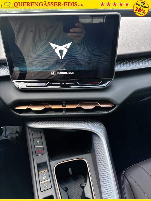 Cupra Terramar VZ 2.0 TSI 265PS DSG 4DRIVE(ALLRAD), 5J Garantie, 20" Alu HADRON, AHK SCHWENKBAR, MATRIX-LED, NAVI 12,9", INTERIOR MOON-LIGHT, Elektr. Heckklappe, 3Z-Climatronic, DCC, ACC, Alarm, Kessy, Privacy-Glas, PDC v/h, TOP-VIEW-Kamera, M-Lederlenkrad beheizt, HEAD-UP 