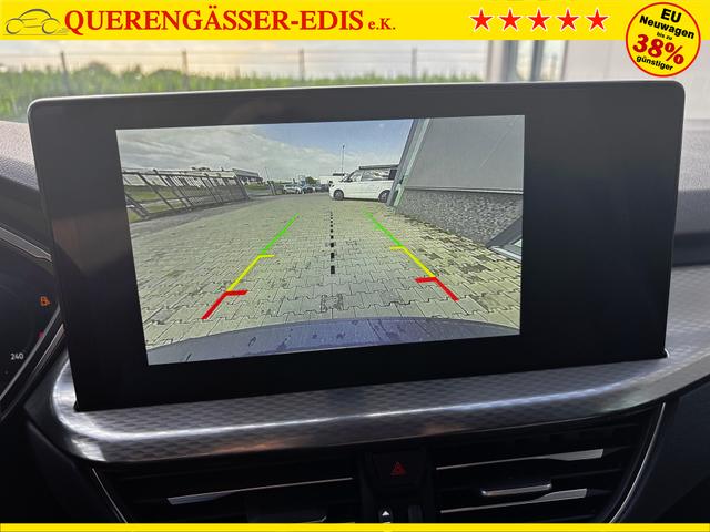 Ford Kuga Titanium 1.5 EcoBoost 186PS AUTOMATIK, Schwarz-Metallic, Winter-Paket, 5 Jahre Garantie, 17" Alu + Allwetterreifen, Navigation 13"-Display, Parksensoren vorne/hinten, Rückfahrkamera, Climatronic, Privacy-Glas, Key-Free-System, Tempomat, LED-Scheinwerfer 