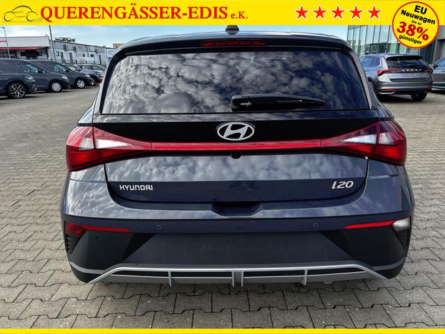 Hyundai i20 Family 1.2i 79PS, AURORA-GRAU METALLIC, WINTER-PAKET, KLIMAAUTOMATIK, 16" ALUFELGEN, 5 Jahre Garantie, NAVIGATION 10,25", Parksensoren hinten, Rückfahrkamera, Alarm, Lederlenkrad, Tempomat, Armlehne vorne, Reserverad, 4x elektr. Fensterheber, Fernlicht-Assisten 