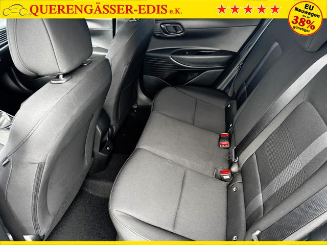 Hyundai i20 Family 1.2i 79PS, AURORA-GRAU METALLIC, WINTER-PAKET, KLIMAAUTOMATIK, 16" ALUFELGEN, 5 Jahre Garantie, NAVIGATION 10,25", Parksensoren hinten, Rückfahrkamera, Alarm, Lederlenkrad, Tempomat, Armlehne vorne, Reserverad, 4x elektr. Fensterheber, Fernlicht-Assisten 