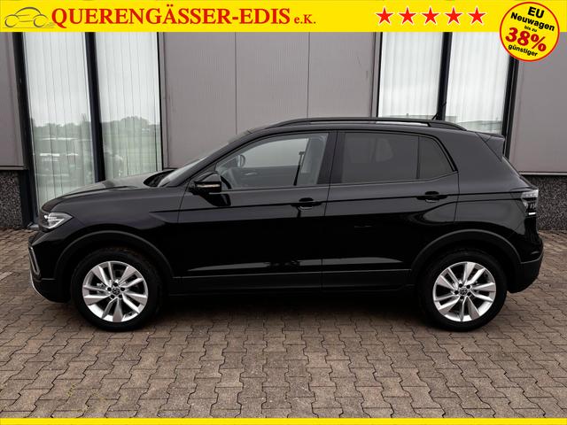 Volkswagen T-Cross LIFE 1.5 TSI 150PS DSG/AUTOMATIK, Deep-Black-Metallic, Parksensoren v/h, Rückfahrkamera, Privacy-Glas, Sitzheizung, Climatronic, IQ LIGHT MATRIX-LED, Radio Ready2Discover+App-Connect, 17" Alu, KEYLESS, Lendenwirbelstütze, M-Lederlenkrad, Dachreling 