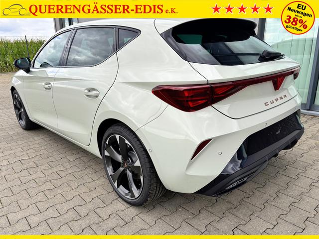 Cupra Leon Basis 1.5 TSI 150PS 6-Gang, 5 Jahre Garantie, EDGE-PAKET, WINTER-PAKET, 18" Alufelgen, Voll-LED-Scheinwerfer, 3Z-Climatronic, ACC/Tempomat, Digitales Cockpit, Full Link, Parksensoren v/h, Privacy-Glas, Multifunktions-Lederlenkrad, LED-Nebelscheinwerfer 