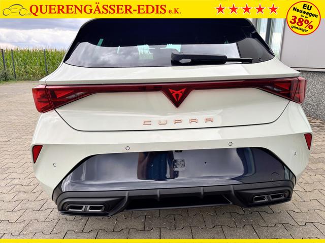 Cupra Leon Basis 1.5 TSI 150PS 6-Gang, 5 Jahre Garantie, EDGE-PAKET, WINTER-PAKET, 18" Alufelgen, Voll-LED-Scheinwerfer, 3Z-Climatronic, ACC/Tempomat, Digitales Cockpit, Full Link, Parksensoren v/h, Privacy-Glas, Multifunktions-Lederlenkrad, LED-Nebelscheinwerfer 