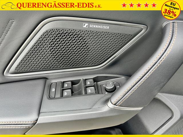 Cupra Leon Sportstourer Basis 1.5 TSI 150PS 6-Gang, 5 Jahre Garantie, AHK SCHWENKBAR, EDGE-PAKET, WINTER-PAKET, Elektr. Heckklappe, Dachreling, 18" Alu, Voll-LED-Scheinwerfer, 3Z-Climatronic, ACC/Tempomat, Digitales Cockpit, Full Link, Parksensoren v/h, Privacy-Glas, M-Lederlenkrad 